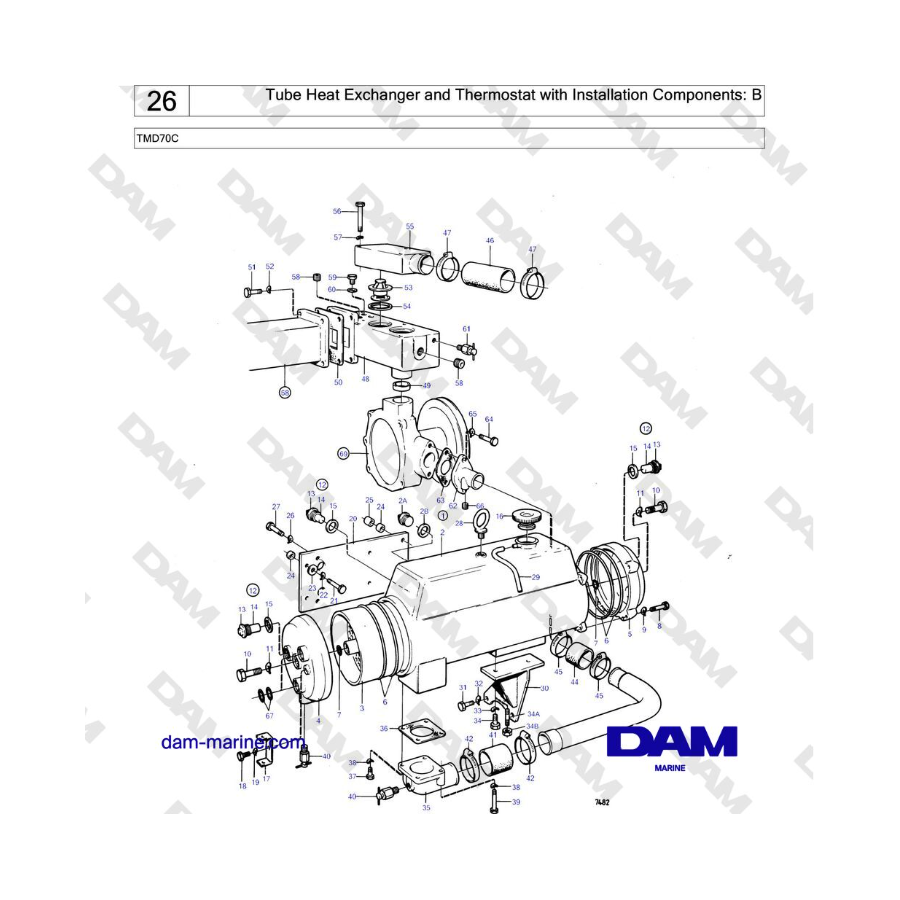 Volvo Penta TMD70 - Intercambiador de calor de tubos y termostato con componentes de instalación: B