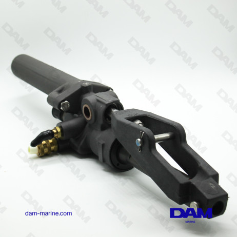 MERCRUISER HYDRAULIC STEERING CYLINDER