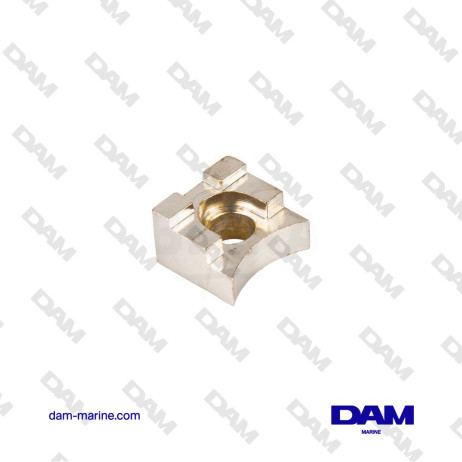 VOLVO PUMP FLANGE - 833878